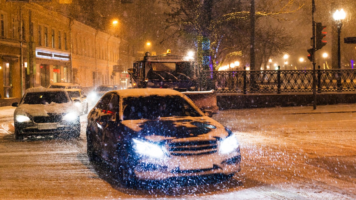 Statistik: Var fjärde bil har bristande belysning